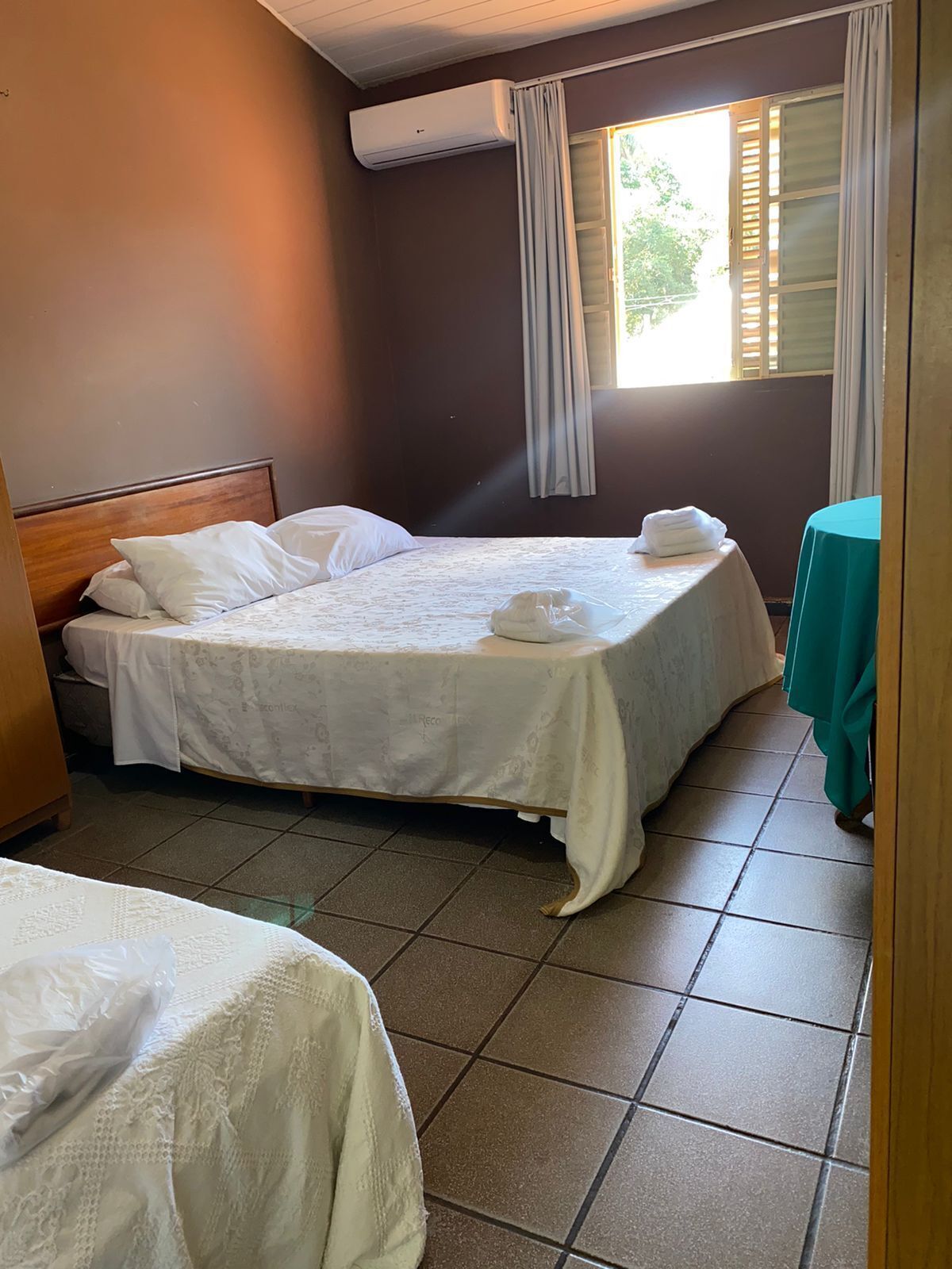 Triple Room | Desk, laptop workspace, free WiFi