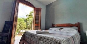 Double or Twin Room | Desk, laptop workspace, free WiFi - Pousada Santana (Sabará)