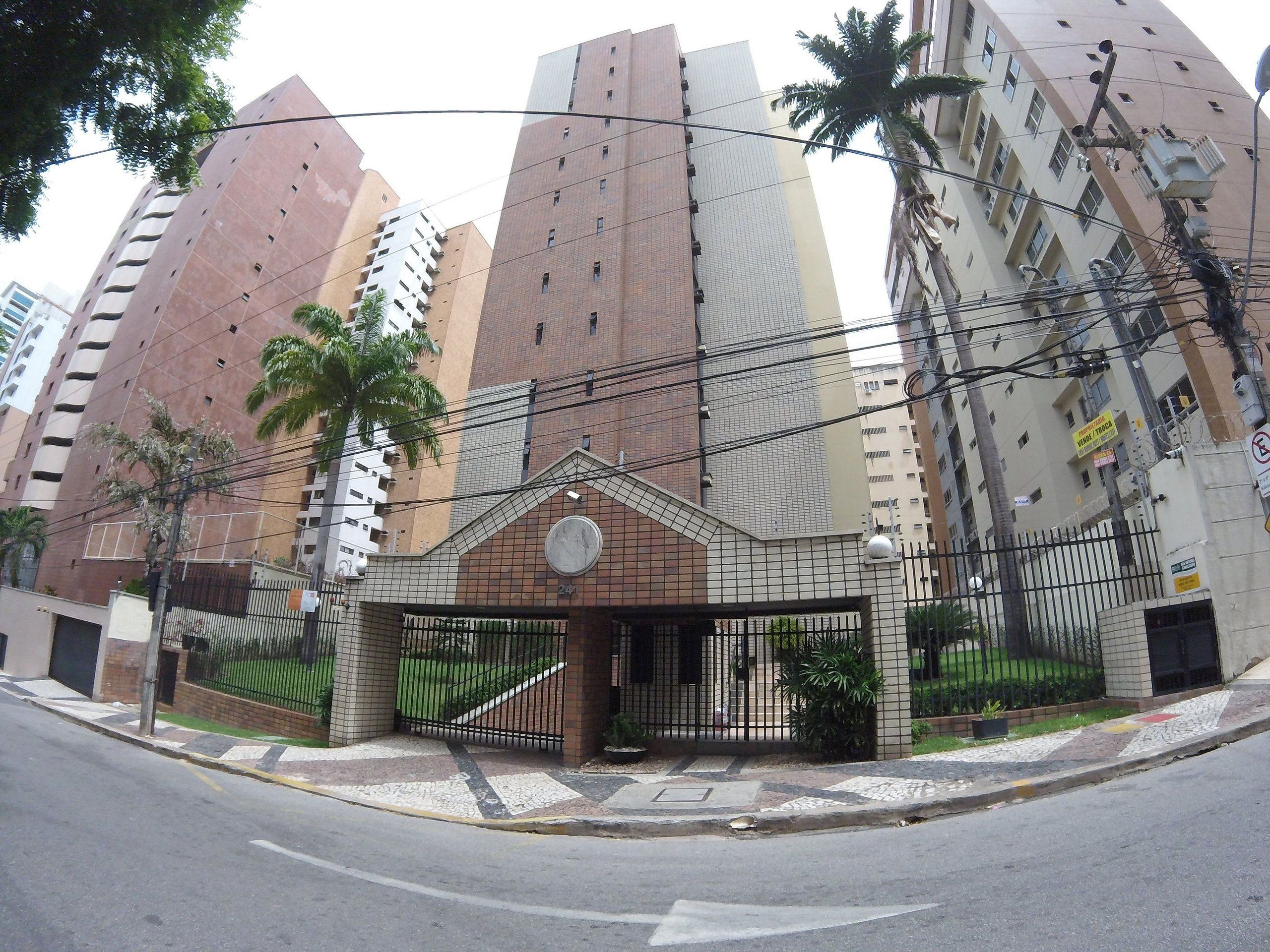 Basic Apartment | Exterior