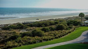 Beach - The Merry Mariner of Kiawah -100 ft to beach/boardwalk-Owner managed-sleeps 4 (Johns Island)