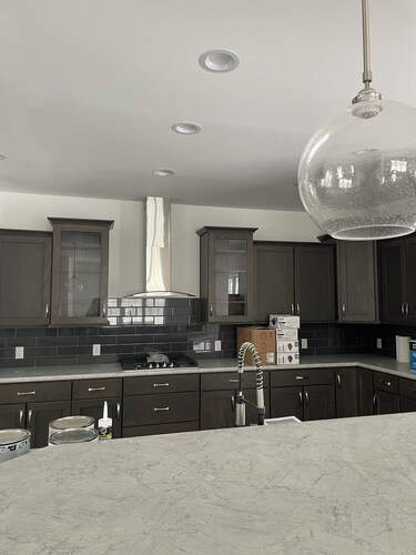 20 miles from Cooperstown NY- Spacious 5-bedroom house in charming Scheneuvs