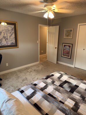 Desk, iron/ironing board, free WiFi, bed sheets - Dr Pizzle Guest House|| Home Away from Home (Saskatoon)