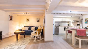 House | 2 bedrooms, Internet
