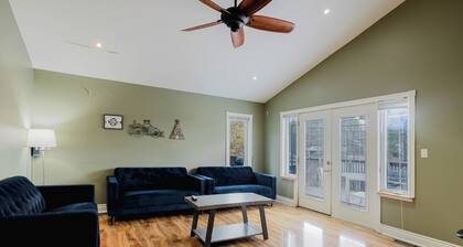 4 Bedroom Main Cottage XIV: PL
