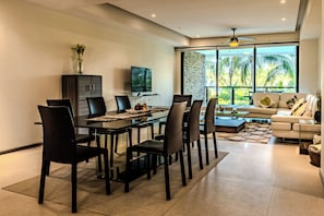 Deluxe-Apartment, Strandblick | Speisen
