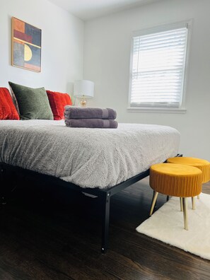 5 habitaciones, escritorio, tabla de planchar con plancha y wifi gratis