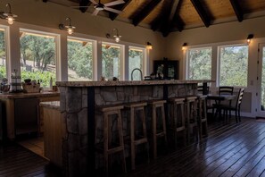 Dining - 28-Acre Retreat / 360 View Hilltop House, Barn Bar, Yurt / Near Trail of Giants (California Hot Springs)