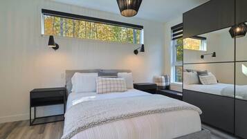 Escritorio, wifi gratis y ropa de cama