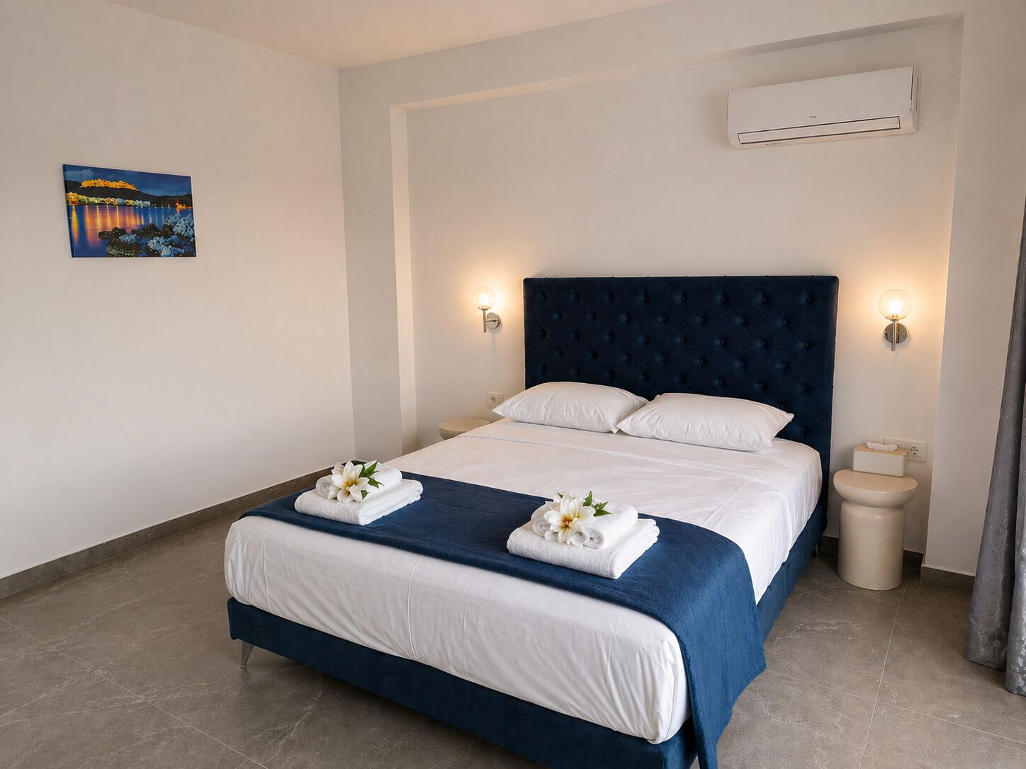 Luxury-Apartment, Balkon, eingeschränkter Meerblick | Schallisolierte Zimmer, Bügeleisen/Bügelbrett, kostenloses WLAN