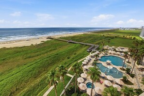 Pool - Hi-Rise Condo W/ Beach Views & Resort Pool! (Galveston)