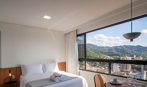 Studio in Condo w/ Heated Pool in Blumenau Pin1904