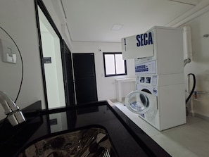Interior - Estúdio e lazer completo piscina rooftop (Sao Paulo)