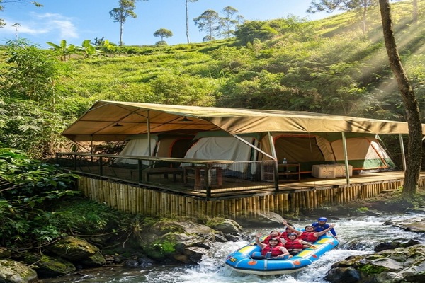 Tent, River View | Property grounds