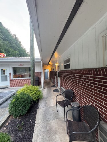 Sandman Motel