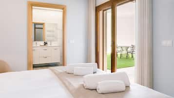 2 habitaciones, tabla de planchar con plancha, wifi y ropa de cama