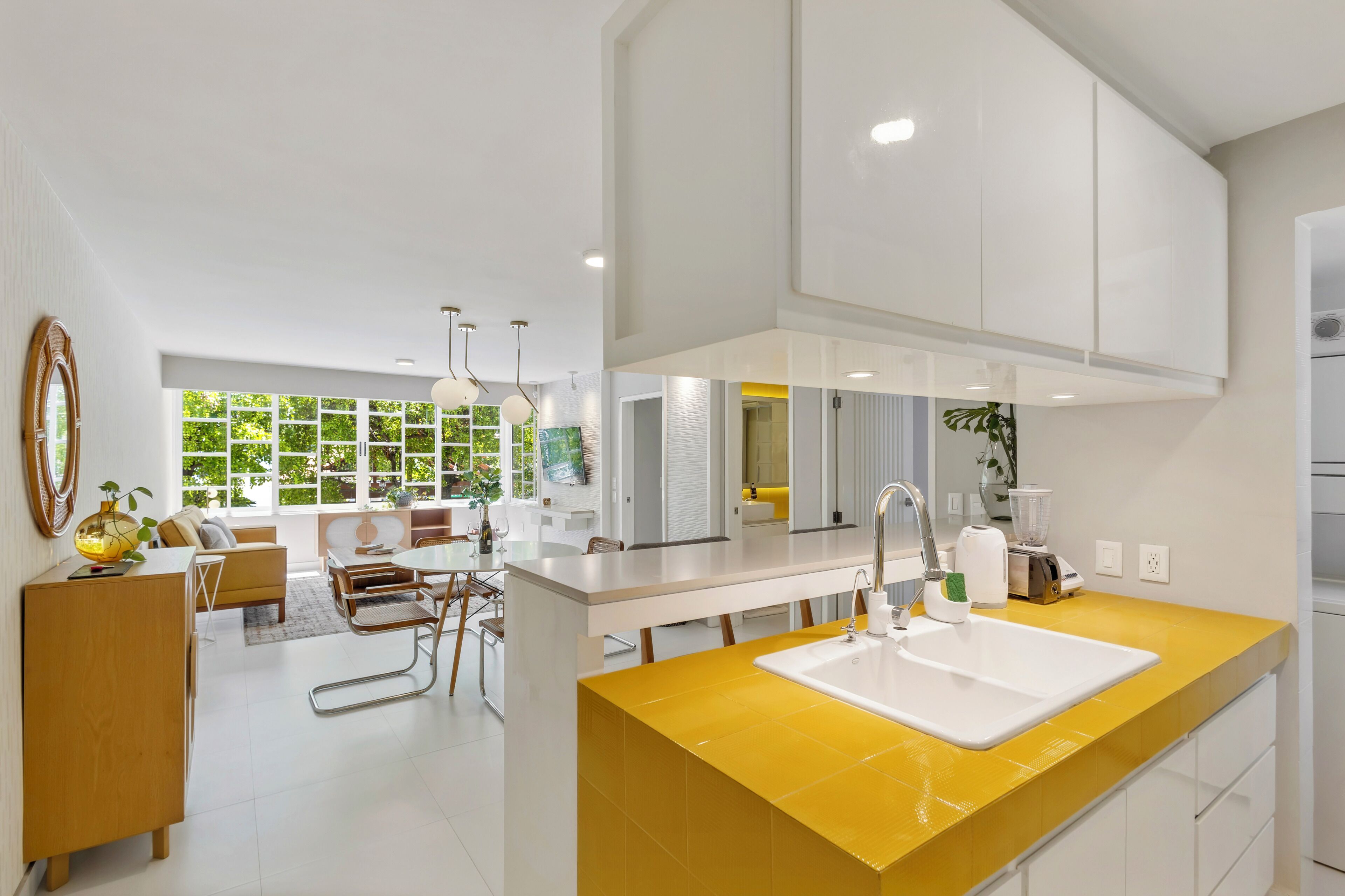 Comfort Condo | Living area