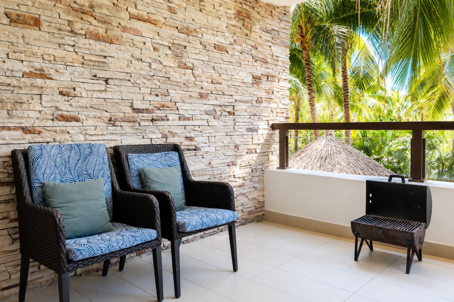 Apartamento Deluxe, vistas a la playa | Terraza o patio
