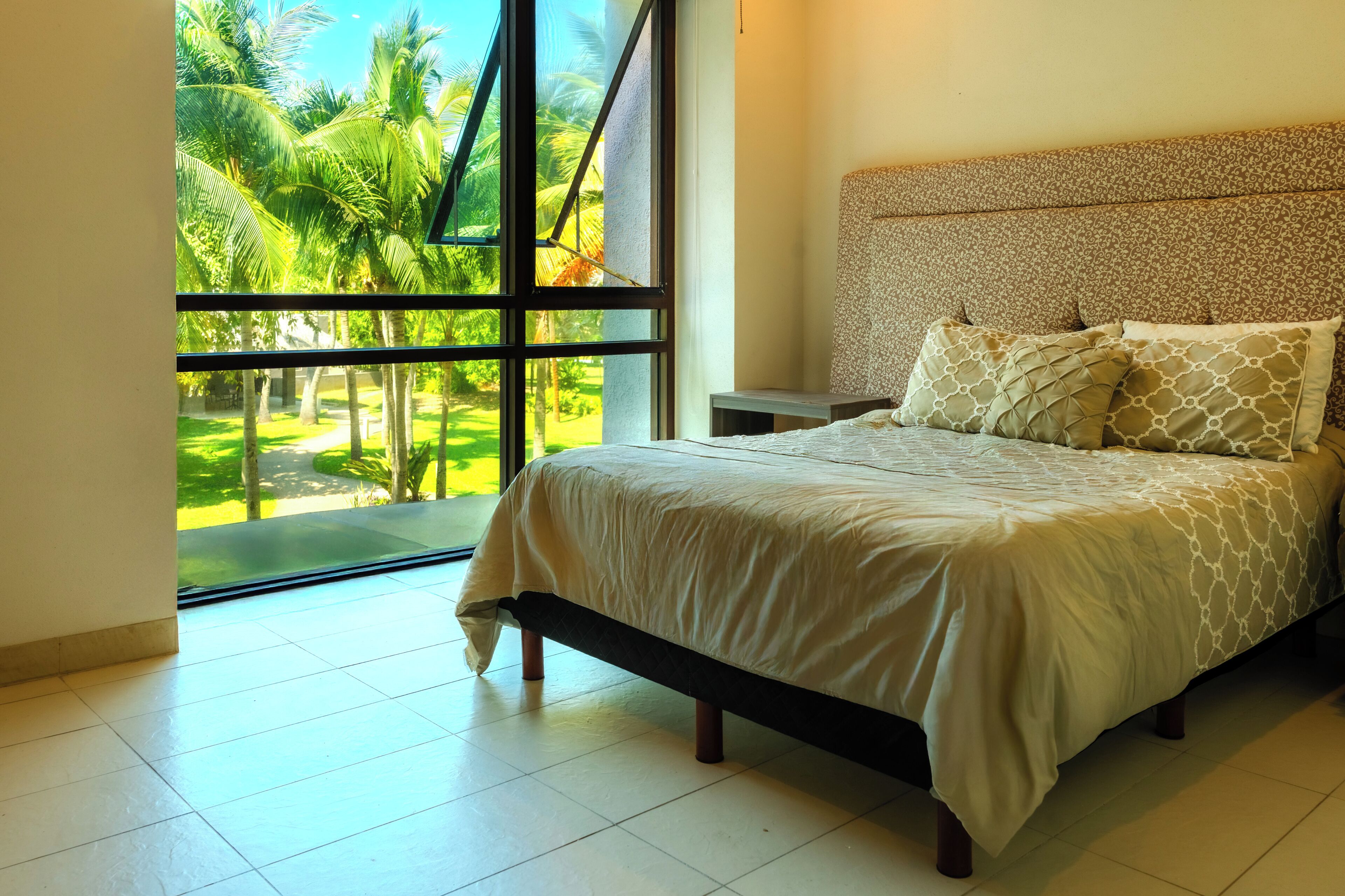Deluxe Apartment, Beach View