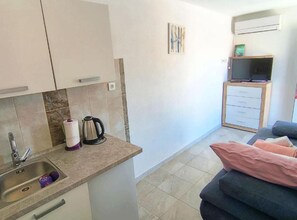 Interior - Studio With Partly Sea View (Rogoznica)