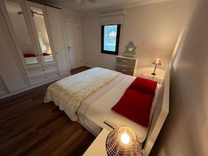 Room - Modernly Designed House in Yaliciftlik, Bodrum (Bodrum)