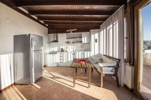 Fridge, stovetop, dishwasher, cookware/dishes/utensils - Cozy Flat with a Lovely View in Bodrum near Beach (Bodrum)