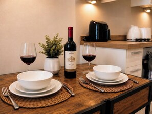 Dining - Brighton 1 Br Near Beach & Lanes Sleeps 3 (Brighton and Hove)