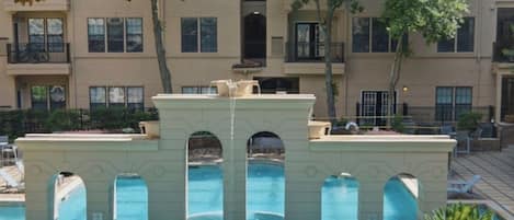 Outdoor pool, a heated pool