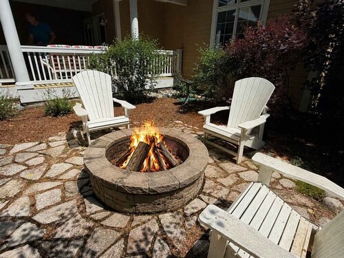 Cherry Bear Cottage at Woodstone in Glen Arbor