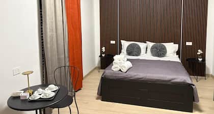 B&B Mary House, an elegant establishment in the center of Salerno.