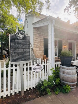 Exterior - Nimitz Loft - 1855 Historic Loft on Main St! (Fredericksburg)