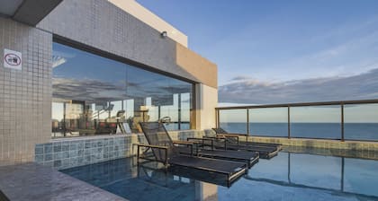 Barra Premium by Carpediem Close to the Beach, Farol da Barra, and Barra Shopping