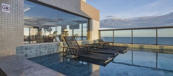 Barra Premium by Carpediem Close to the Beach, Farol da Barra, and Barra Shopping