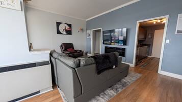 TV, fireplace, foosball, table tennis