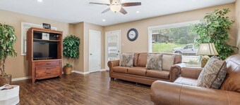 Peaceful North Little Rock Home w Backyard!