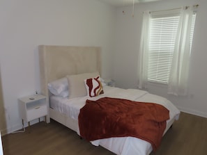 1 quarto, ferros/tábuas de passar roupa, Wi-Fi, roupa de cama