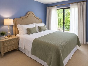 WiFi, bed sheets - Lake Fairfield Getaway with Resort Amenities (Sapphire)