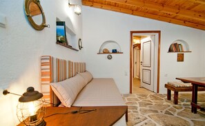 Unclassified image, 4 of 22, button - Captain Mikes Villa (Σύβοτα)