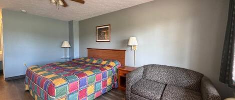 Desk, iron/ironing board, free WiFi, bed sheets