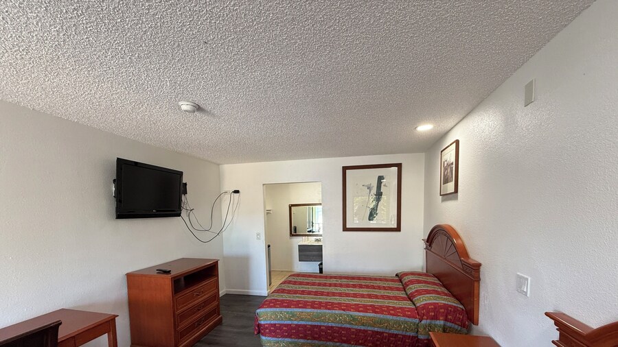 Kings Suites Near Naval Base I-95 Kingsland