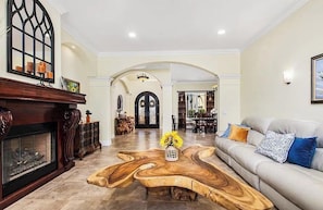 TV, offices - The Estate Pool Spa and Bounce House (Vista)