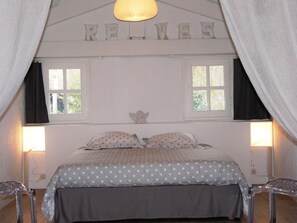 2 habitaciones, wifi gratis y ropa de cama 