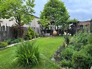 Property grounds - Tea Gezruli (Chiatura)