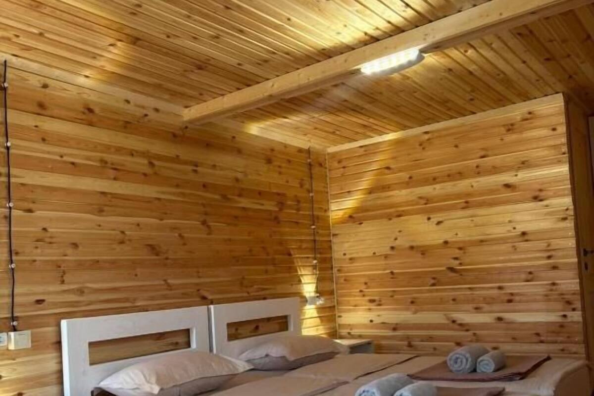 Double or Twin Room, Balcony, Courtyard View | WiFi (free)