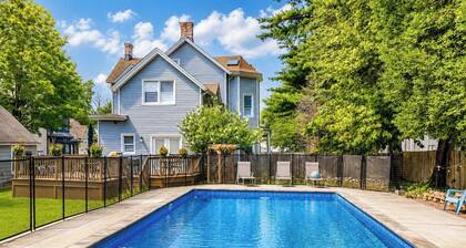 6BR Family Retreat | Heated Pool | 30 Min to NYC