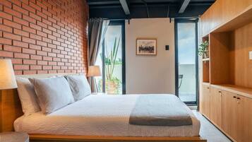 Blackout drapes, iron/ironing board, WiFi (free)