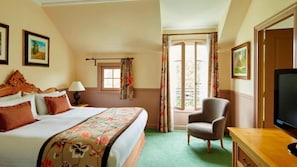 Room - Spacious 2BR Townhouse Near Disneyland Paris (Bailly-Romainvilliers)