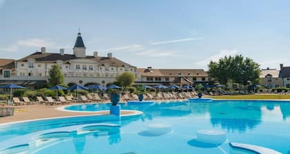 Spacious 2BR Townhouse Near Disneyland Paris