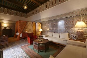 Deluxe Suite, Patio | In-room safe, free WiFi - Riad Celia (Marrakesh)