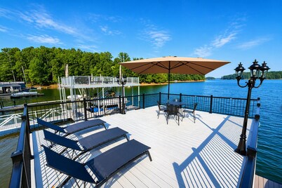Lakefront 6br • Hot tub • Swim Spa • Dock • Sauna