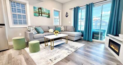 Modern Beach House, Rooftop Deck & Ocean Views, Walk to Beach & Boardwalk